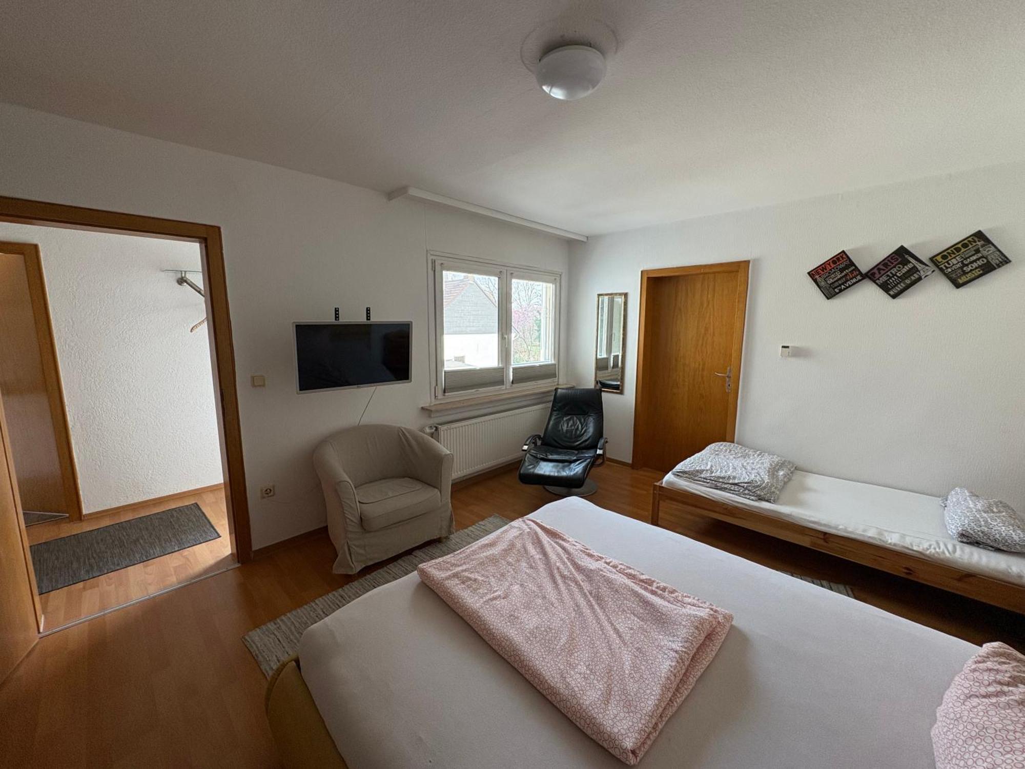 Apartment Hope Inn Groß-Zimmern المظهر الخارجي الصورة